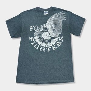 Vtg 2010 Y2K Foo Fighters Heather Grey Winged Wheel Band Concert Tour T-Shirt M